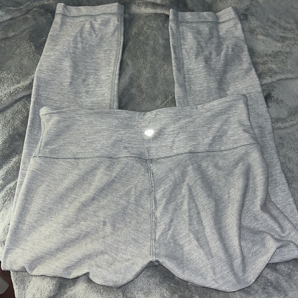 Grey Capri lululemon leggings